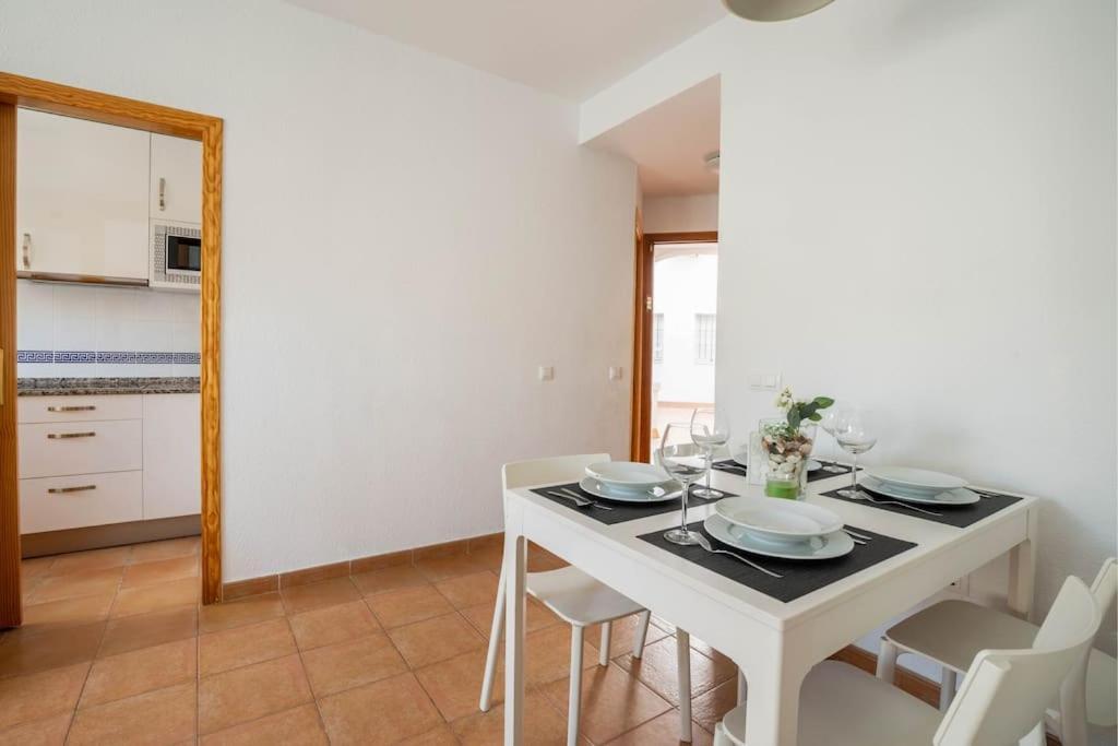 Apartamento Centro Rota. 2 Minutos De La Playa.. Екстериор снимка